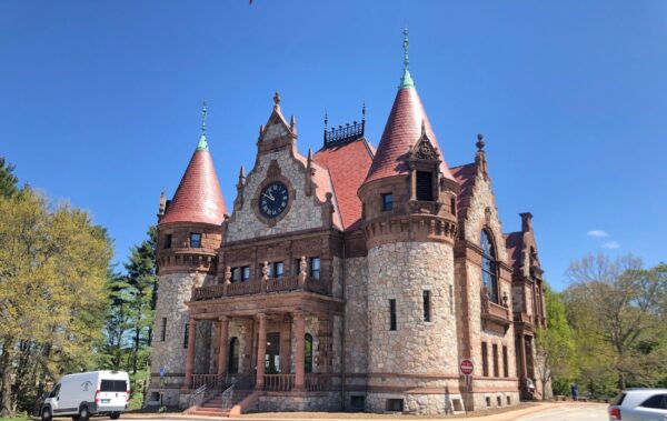 Wellesley Town Hall