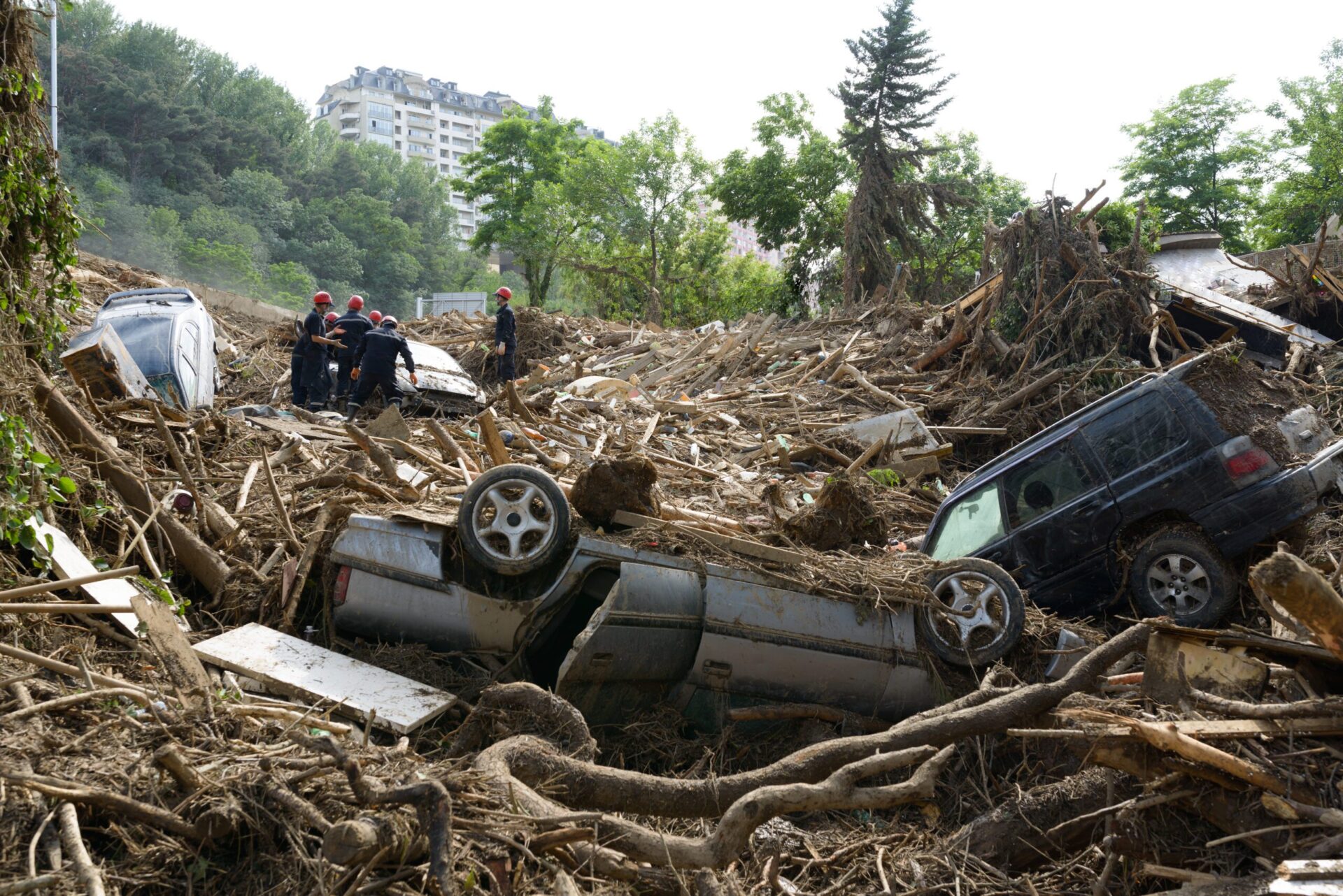 Rescue,Service,Assorted,Debris,After,Floods