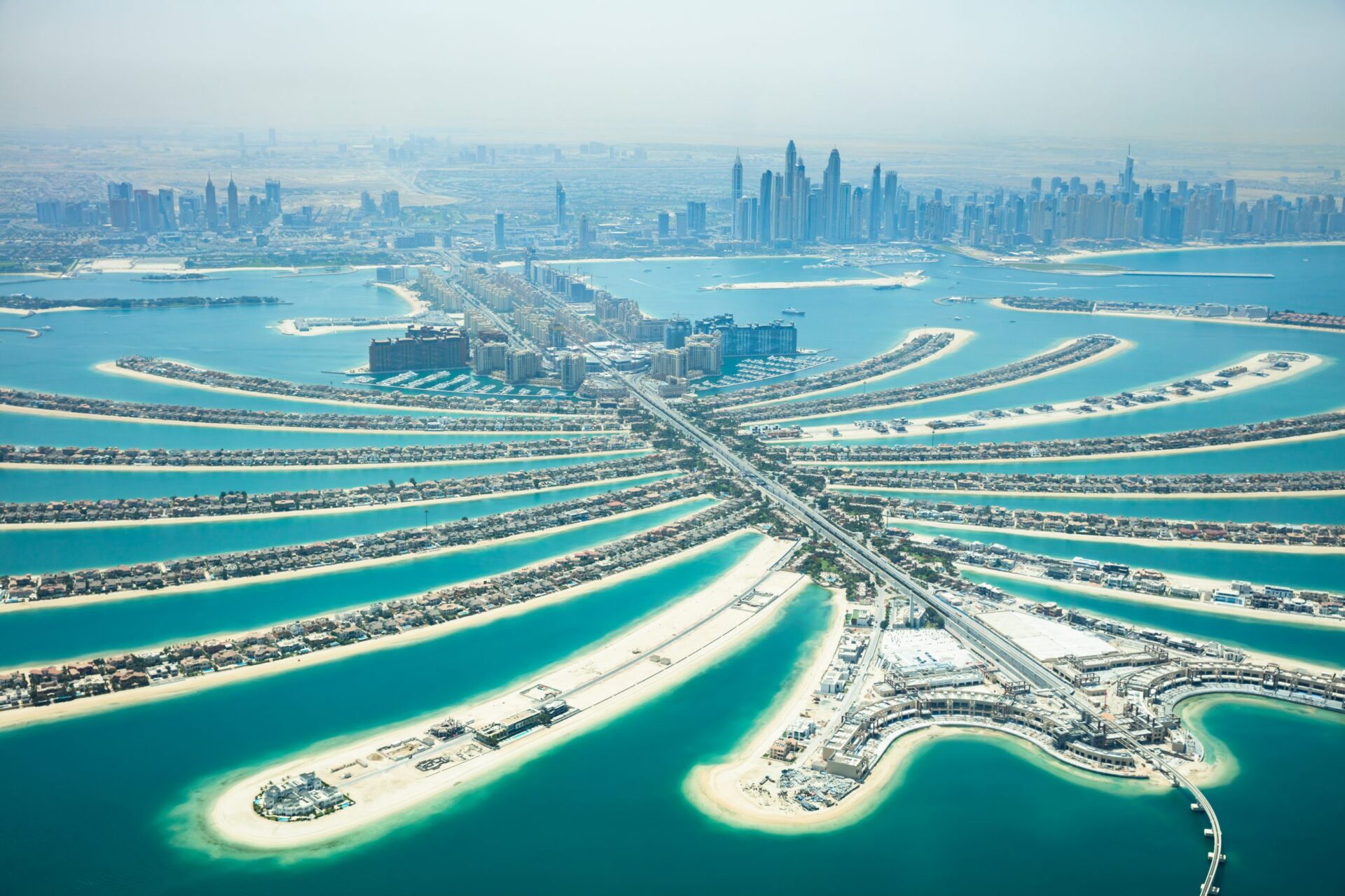 An,Artificial,Jumeirah,Palm,Island,On,Sea,,Dubai,,United,Arab